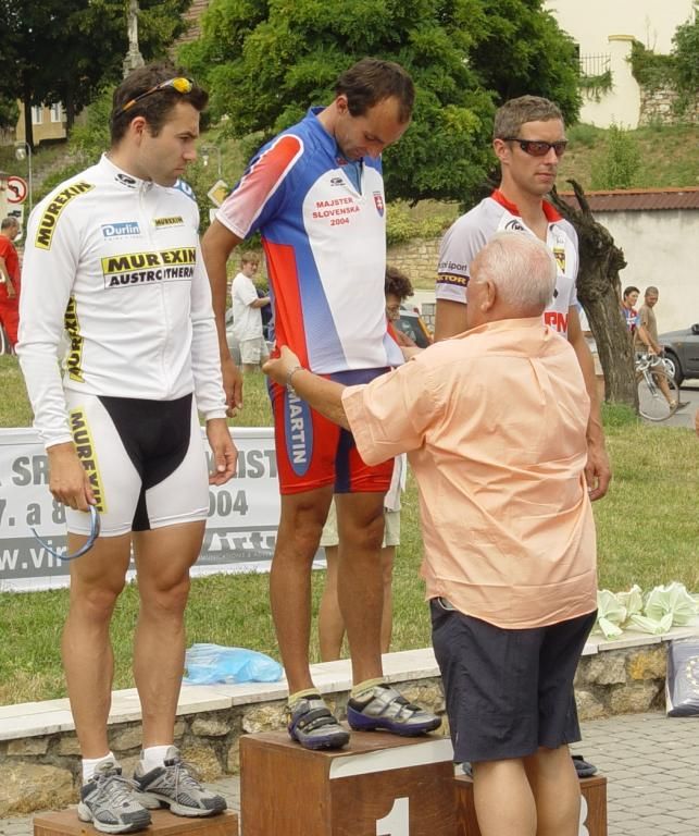 Kamil Haťapka odovzdá dres Majstrovi Slovenska v pretekoch jednotlivcov