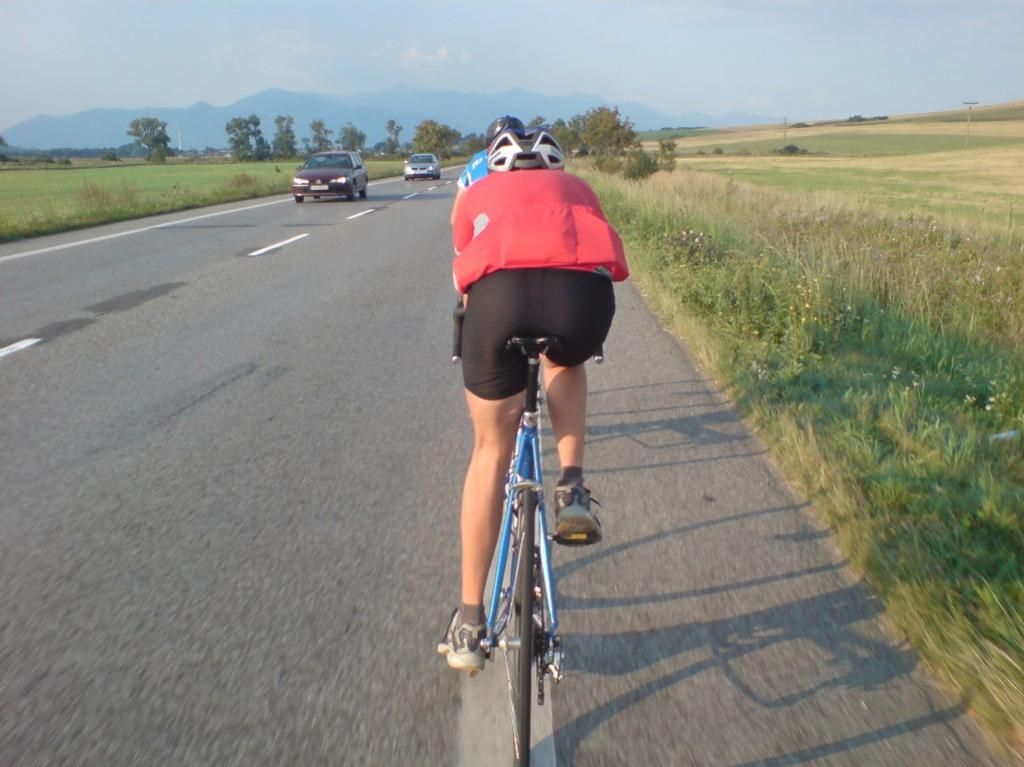 založený Peter, nedá sa nič robiť cyklistika aj bolí