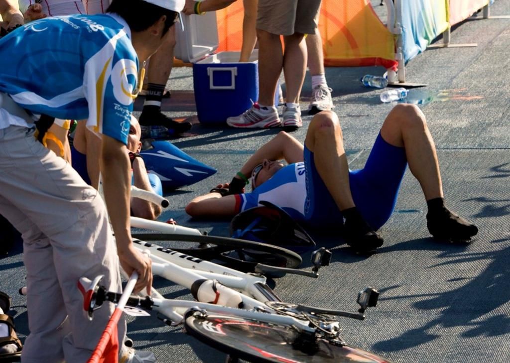 Už nevládzeme vydali sme všetko Vladislav Janovjak s pilotom Róbertom Mitošinkom (zdroj www.paralympic.sk fotograf Roman Benický)