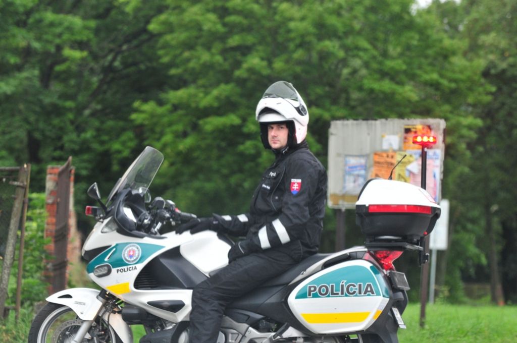 Neuprosná motospojka - ďakujem za všetkých za ochranu cyklistov.