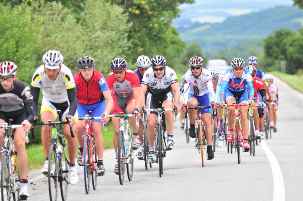 Tretí zľava Michal Mišík - žeby nádej Martinskej cyklistiky?